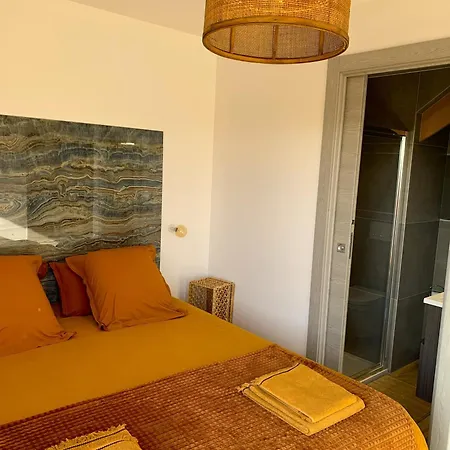 Pontons View Saint-Côme-de-Fresné