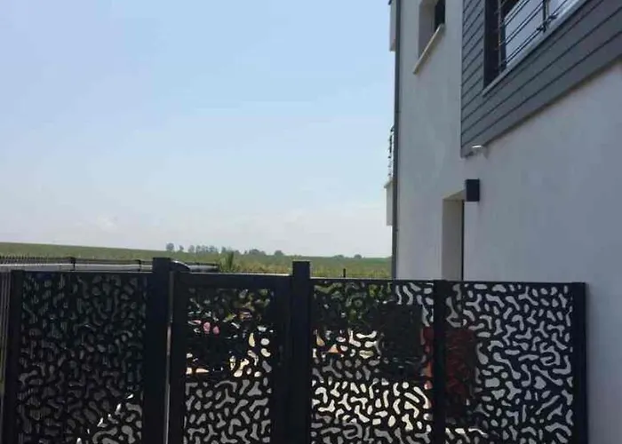 Apartment Pontons View Saint-Come-de-Fresne